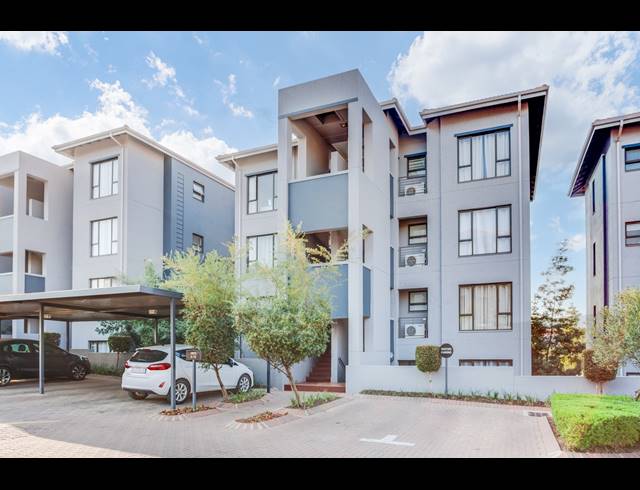 2 BEDROOM APARTMENT FOR SALE IN LONEHILL